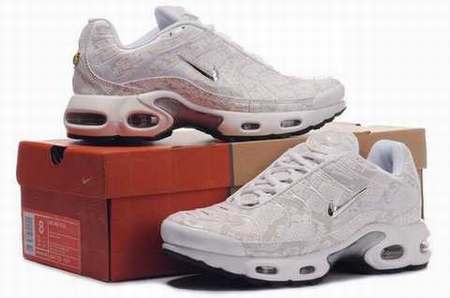 chaussure foot femme nike chaussure foot femme nike